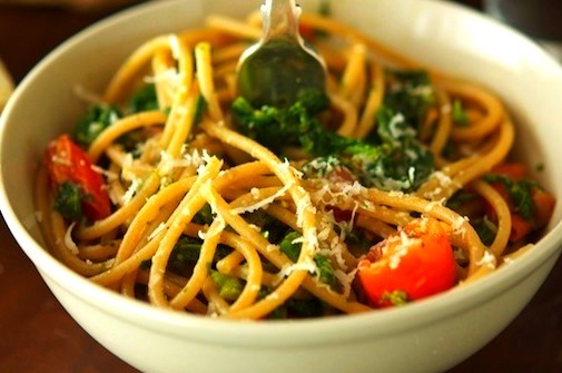 Spaghetti With Greens And Cherry Tomatoes