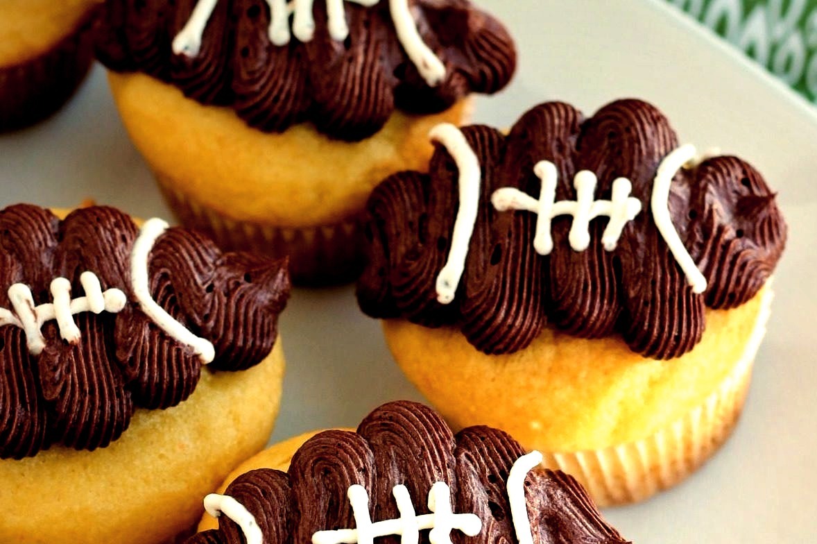 Recipe: Football Cupcakes