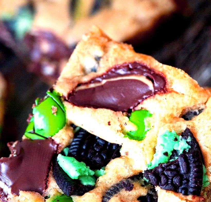 recipe for triple chocolate and mint blondies